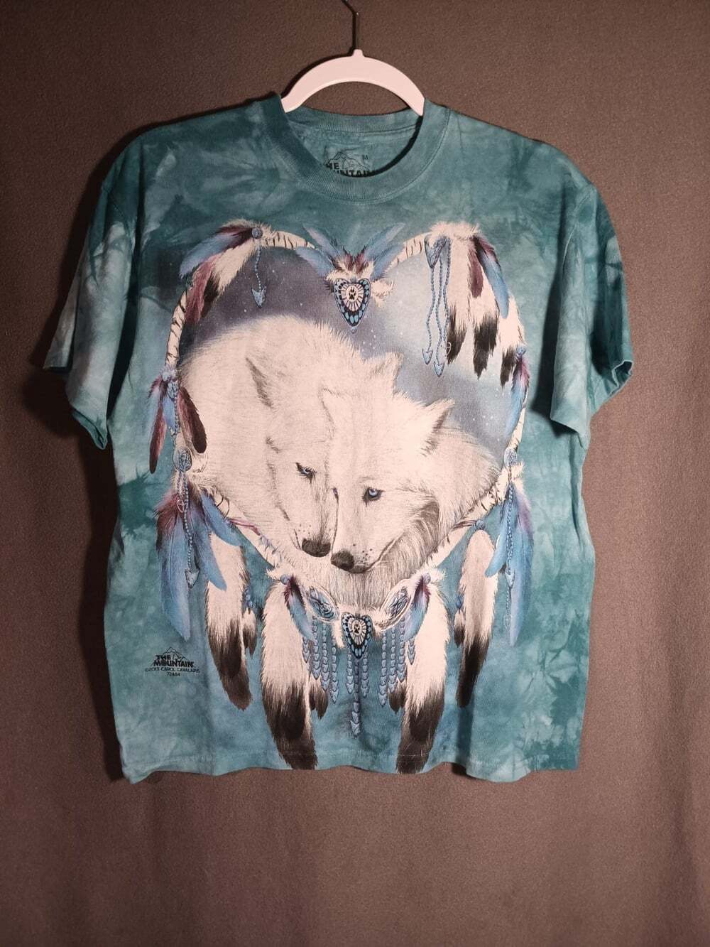 Wolf Heart Love Wolves Native American Dreamcatcher Blue Mountain T-Shirt Medium